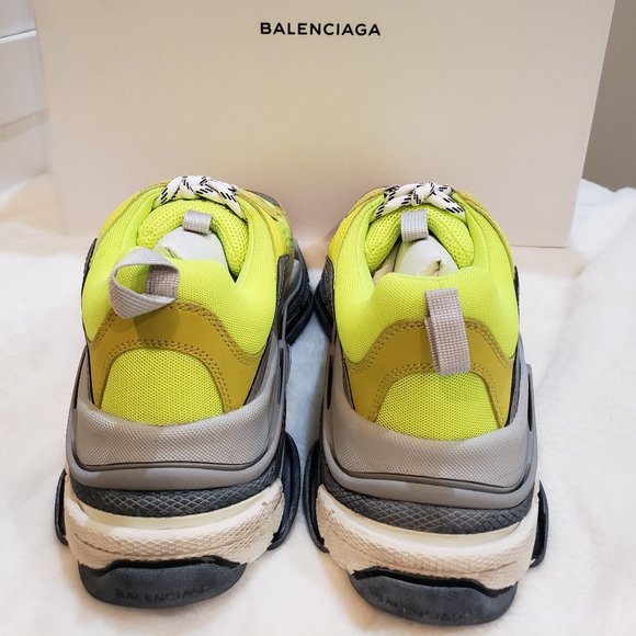 COPY - BALENCIAGA TRIPEL S - Picture 3 of 3